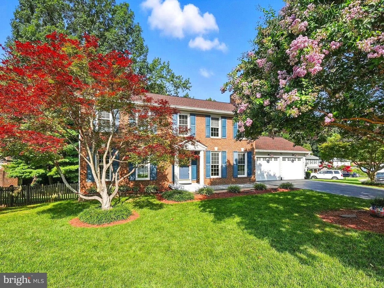 Fairfax, VA 22032 | 4 beds | 3.5 baths | $1,035,000